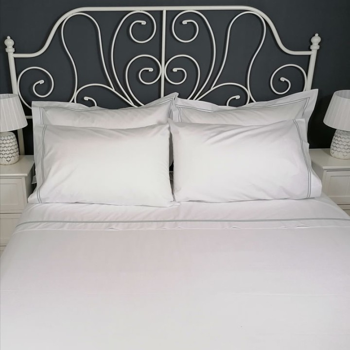 Percale Duvet Cover Egyptian Cotton 200 Thread Count Porto bed view